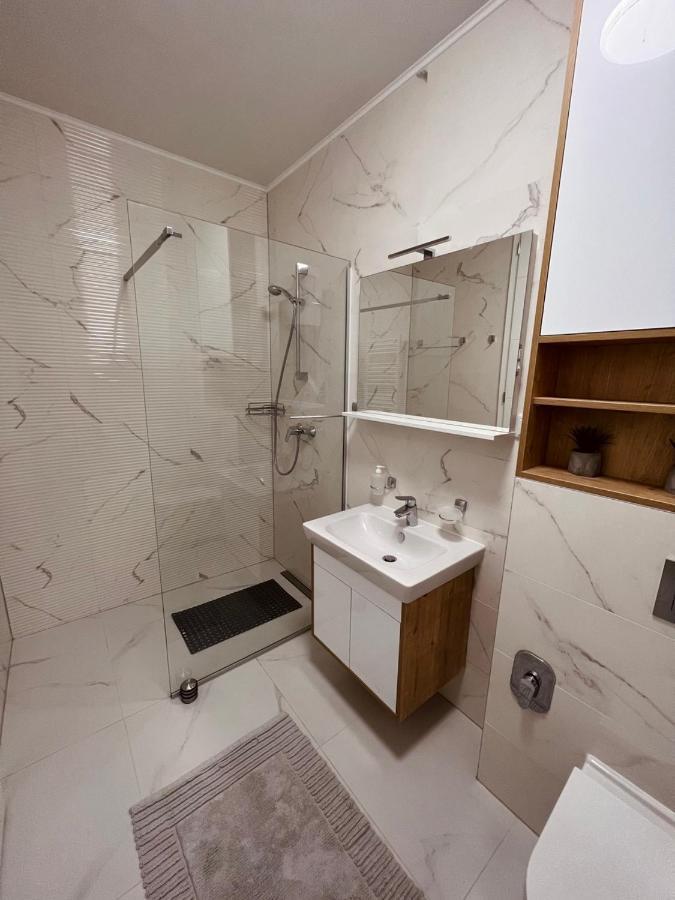 Luxury Apartment Kadic SJJ Buitenkant foto